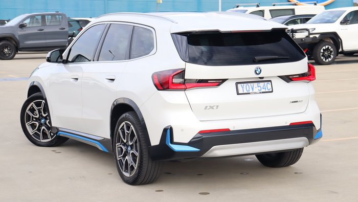 2023 BMW iX1 xDrive30 xLine