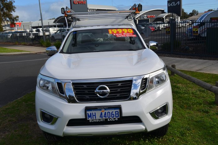 2020 Nissan Navara RX