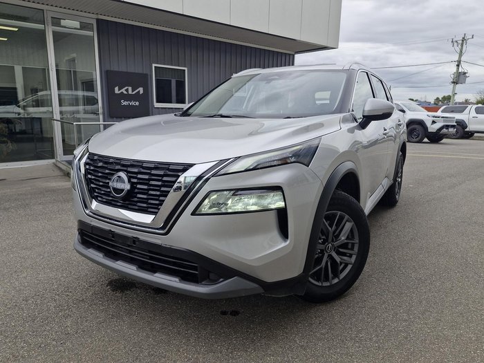 2024 Nissan X-TRAIL ST