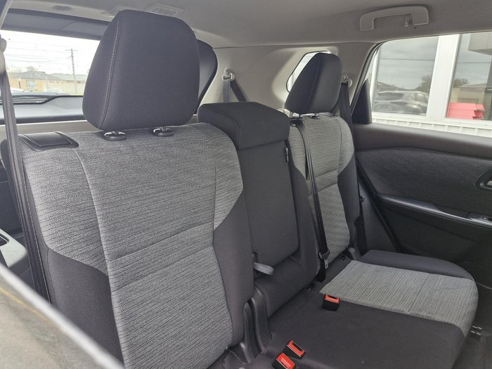 2024 Nissan X-TRAIL ST