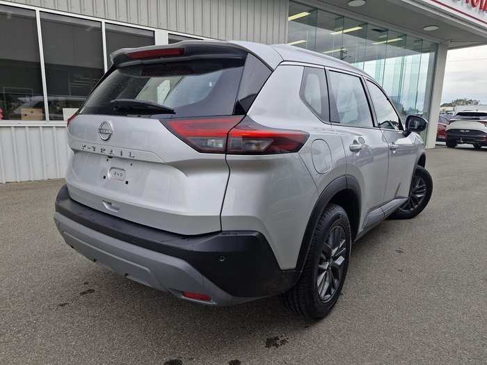 2024 Nissan X-TRAIL ST