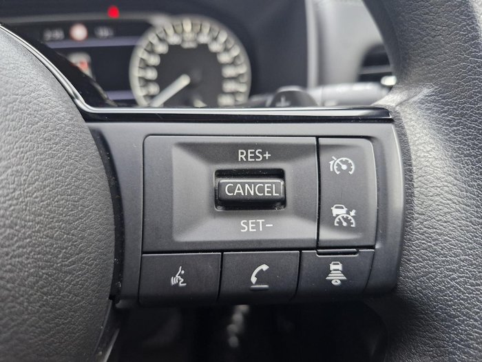 2024 Nissan X-TRAIL ST