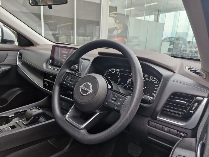 2024 Nissan X-TRAIL ST