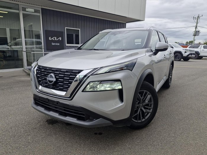 2024 Nissan X-TRAIL ST