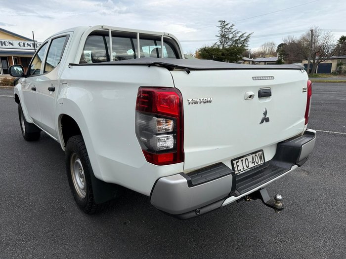 2020 Mitsubishi Triton GLX