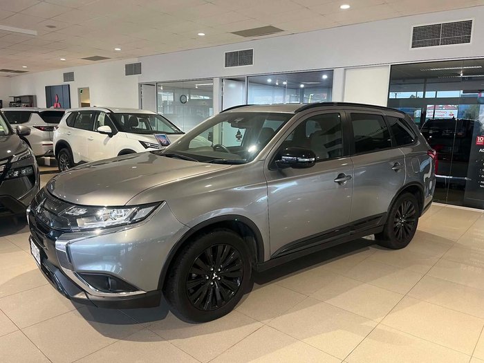 2020 Mitsubishi Outlander Black Edition