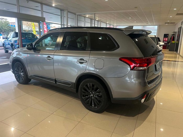 2020 Mitsubishi Outlander Black Edition