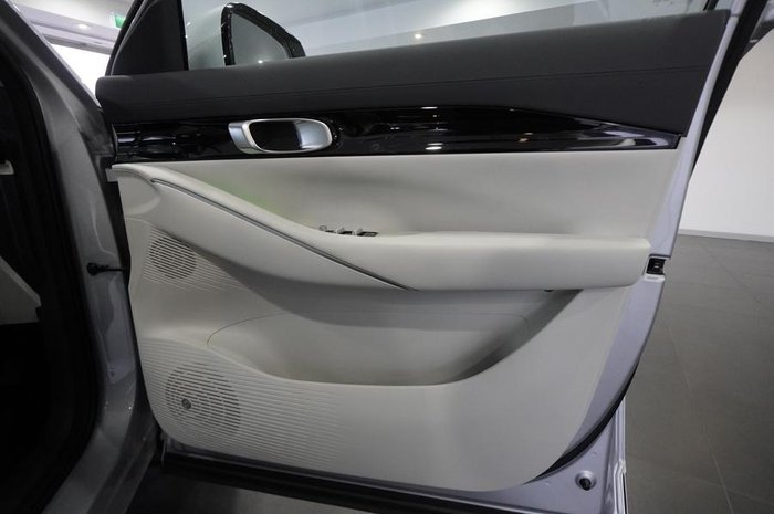 2026 Geely Starray EM-i Inspire