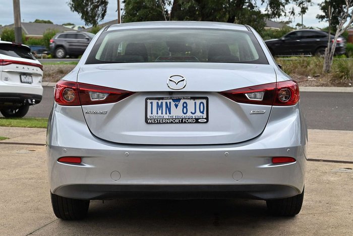 2017 Mazda 3 Neo