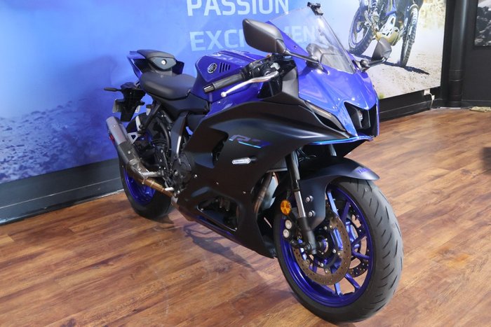 2023 Yamaha YZF-R7LA Blue