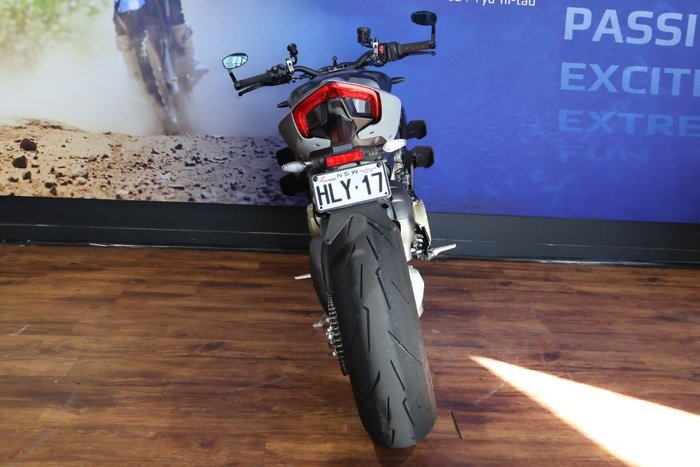 2024 Ducati STREETFIGHTER V4 Black