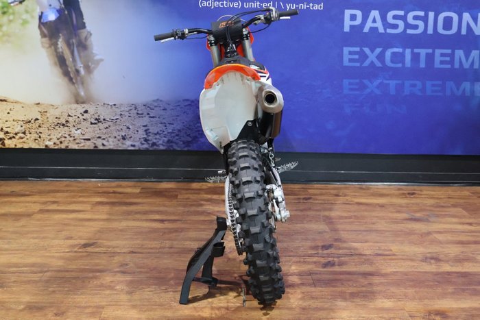 2024 Ktm 2024 Ktm 250cc 250 SX-F Motocross Orange