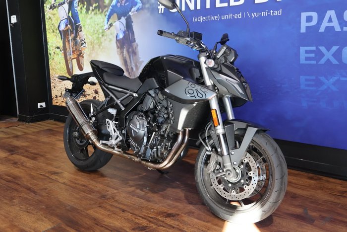 2023 Suzuki 2023 Suzuki 800cc GSX-8S Sports 776CC Black
