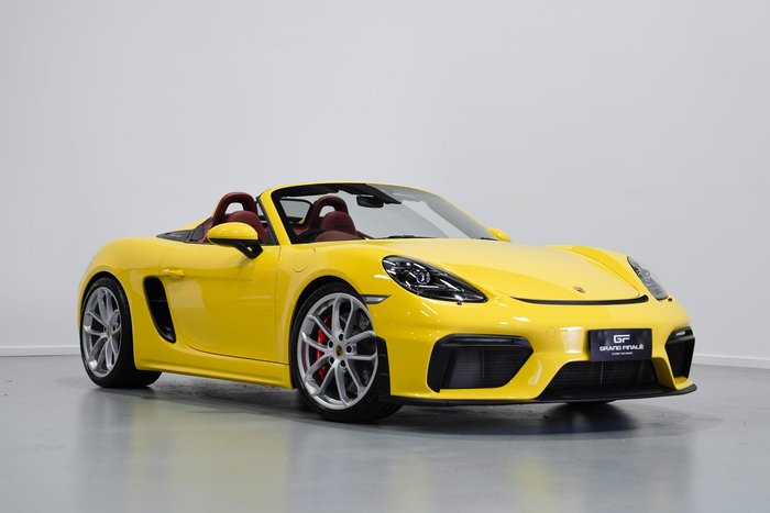 2023 Porsche 718