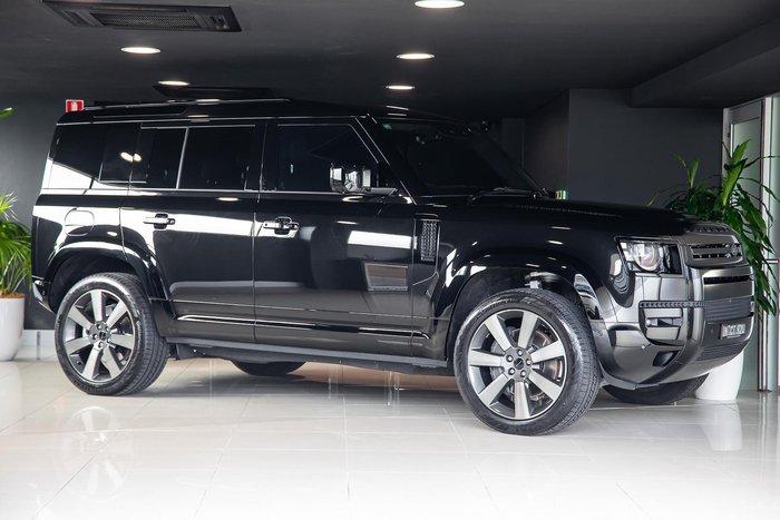 2026 Land Rover Defender 110 P425 X-Dynamic HSE
