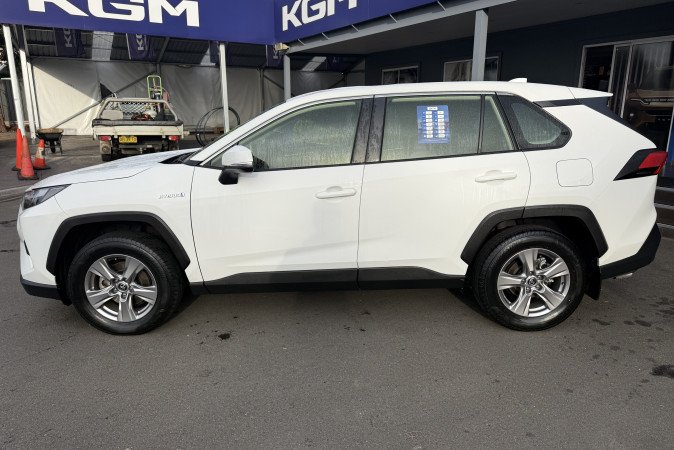 2023 TOYOTA RAV4 GX (2WD) HYBRID