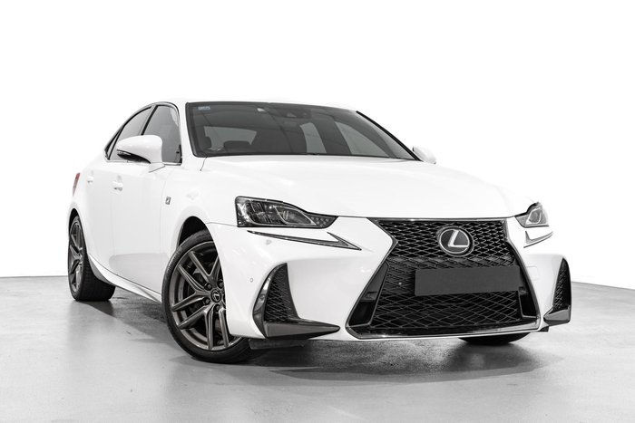 2019 Lexus IS