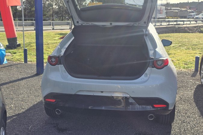 2024 MAZDA MAZDA3 G20 EVOLVE