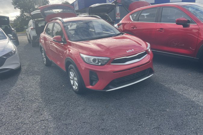 2024 KIA STONIC