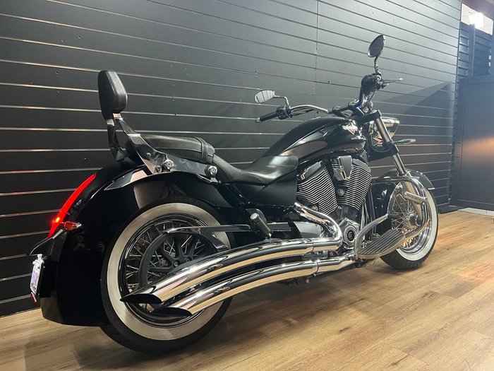 2016 VICTORY BOARDWALK Black