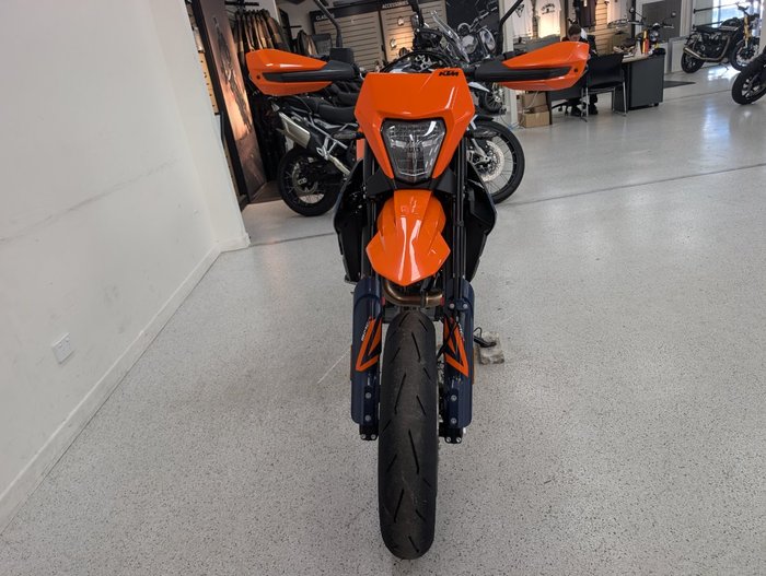2026 Ktm 690 SMC R