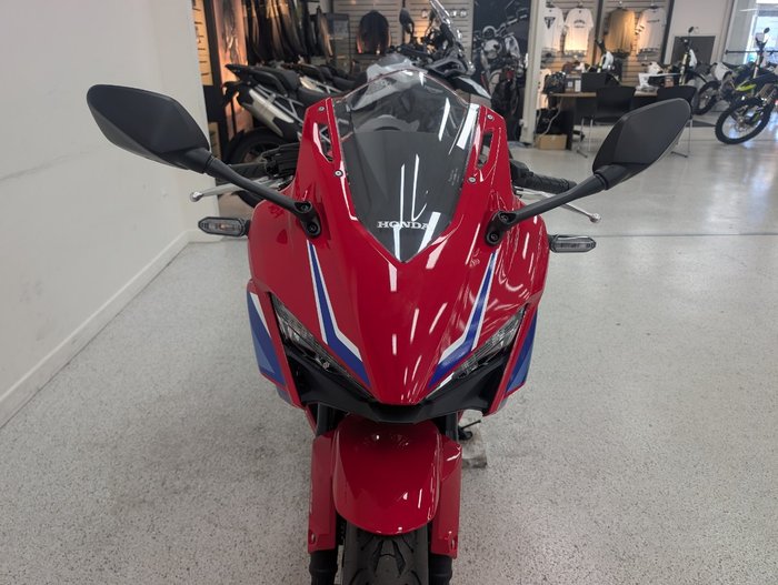 2026 Honda CBR500RA (ABS) LAMS Red