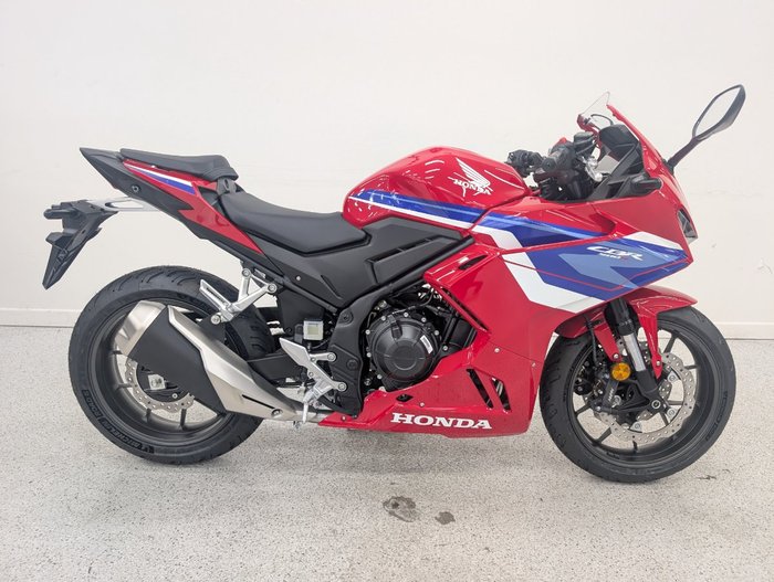 2026 Honda CBR500RA (ABS) LAMS Red