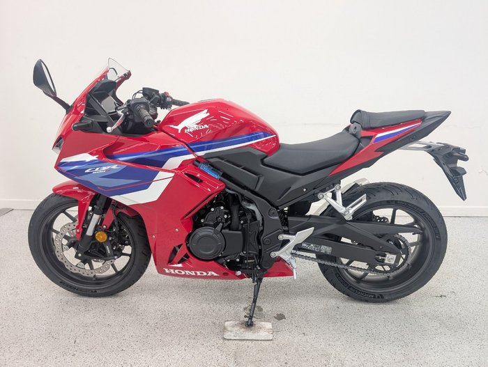 2026 Honda CBR500RA (ABS) LAMS Red