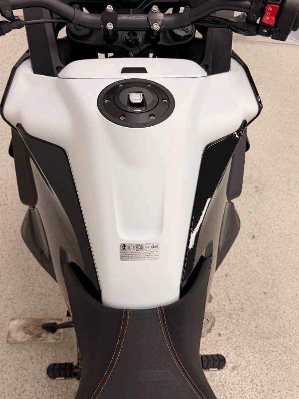 2026 Ktm 2026 KTM 1390CC SUPER ADVENTURE S Black