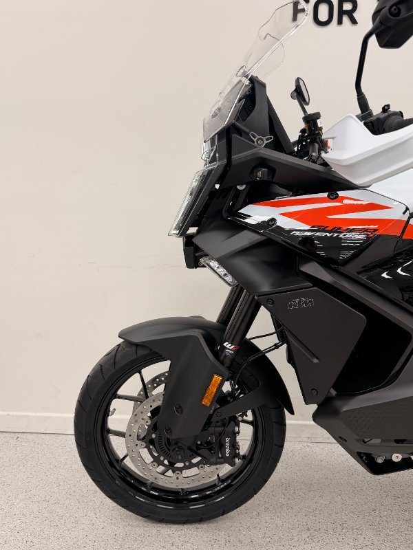 2026 Ktm 2026 KTM 1390CC SUPER ADVENTURE S Black