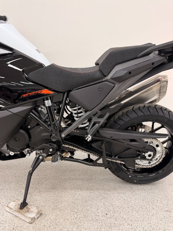2026 Ktm 2026 KTM 1390CC SUPER ADVENTURE S Black