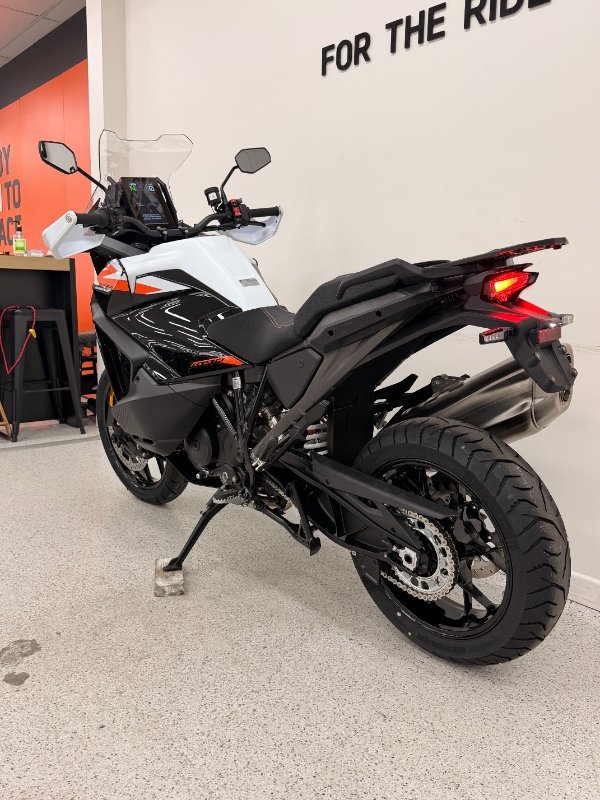 2026 Ktm 2026 KTM 1390CC SUPER ADVENTURE S Black
