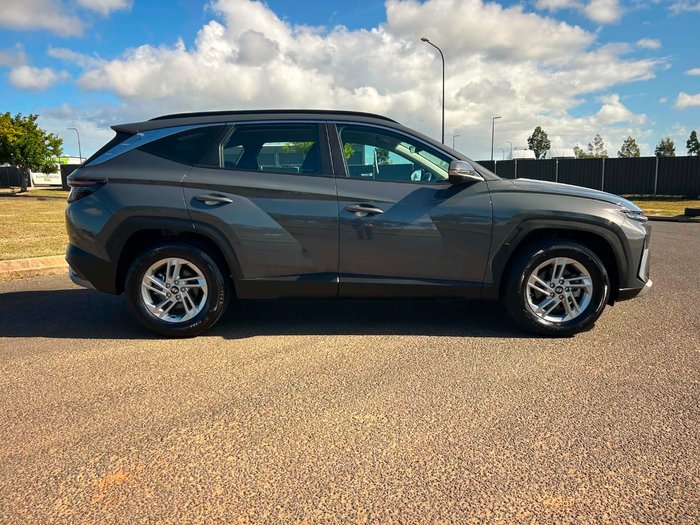 2025 Hyundai Tucson (No Badge)