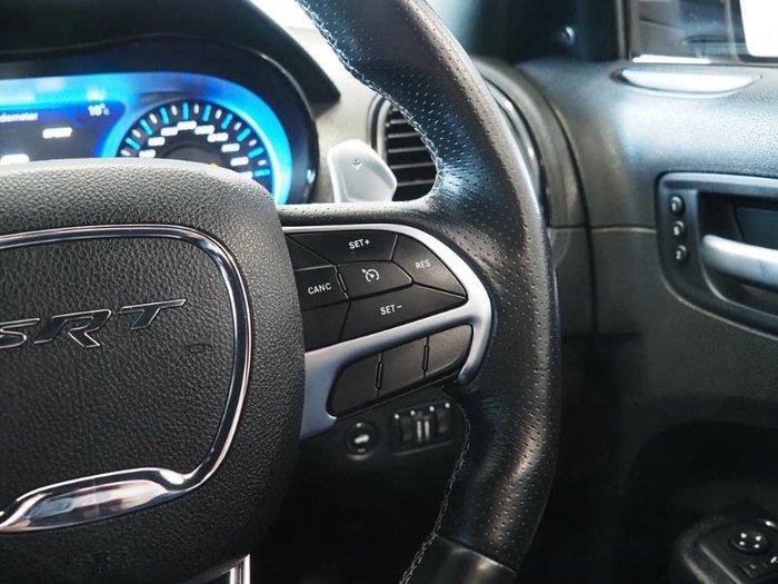 2019 Chrysler 300 SRT Core