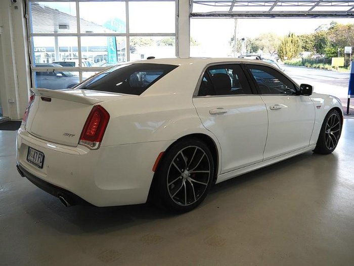 2019 Chrysler 300 SRT Core