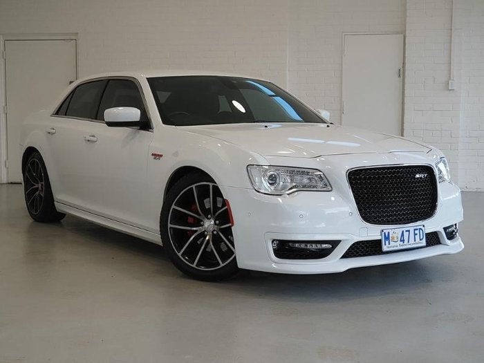 2019 Chrysler 300 SRT Core