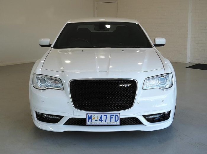 2019 Chrysler 300 SRT Core