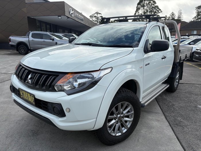 2016 Mitsubishi Triton GLX