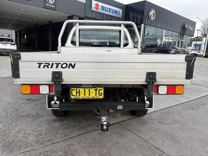 2016 Mitsubishi Triton GLX