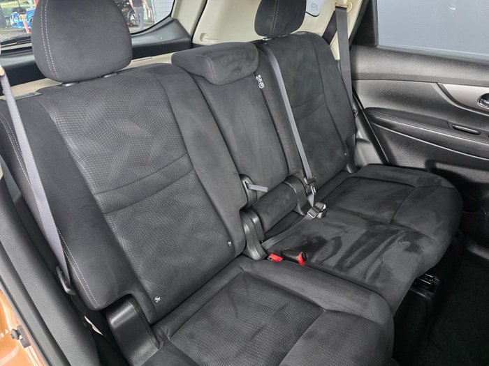 2015 Nissan X-TRAIL ST