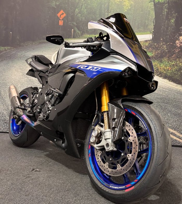 2019 Yamaha YZF-R1 M Blue