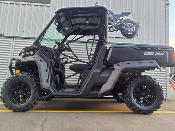 2026 Can-Am Defender XU HD9 Defender Black