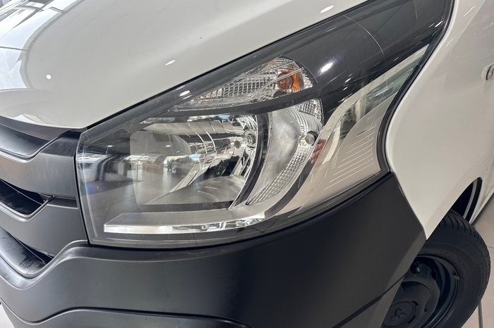 2021 Mitsubishi Express GLX