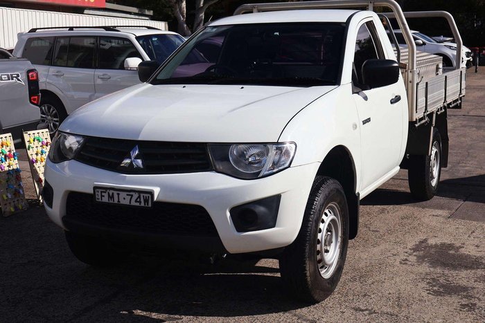 2014 Mitsubishi Triton GL