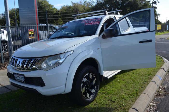 2016 Mitsubishi Triton GLX
