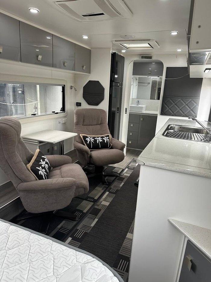 2020 Red Centre Newell 206 rear door caravan