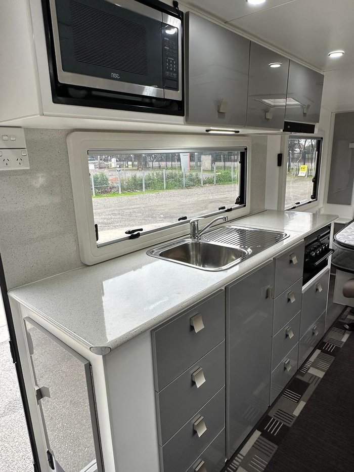 2020 Red Centre Newell 206 rear door caravan