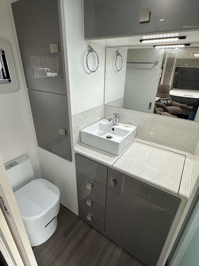 2020 Red Centre Newell 206 rear door caravan