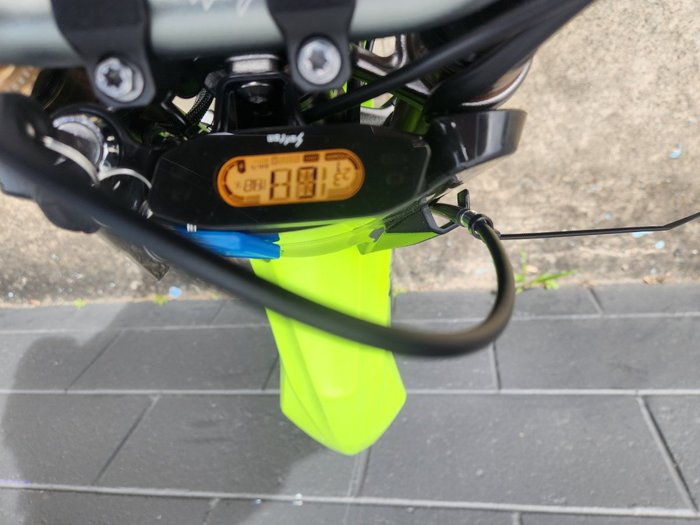 2025 Surron HYPER BEE GREEN