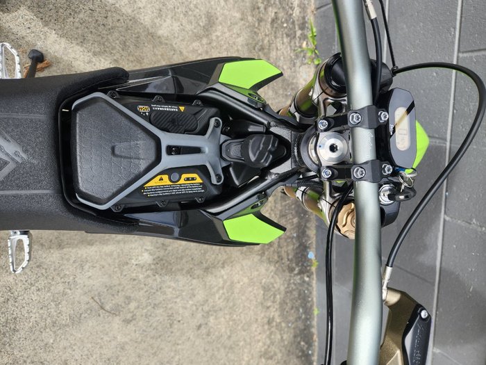 2025 Surron HYPER BEE GREEN
